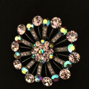 Women brooch